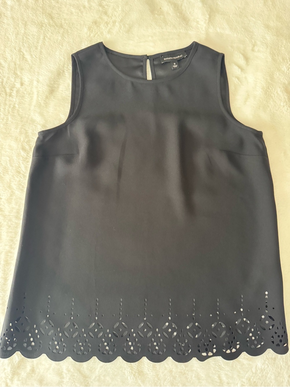 Banana Republic Black Laser-Cut Hem Sleeveless Top